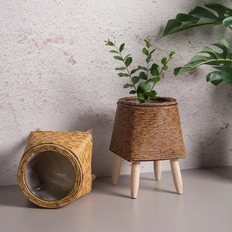 Creative Triangular Plastic Plant Stand - Perfect for Succulents & Small Plants, Desktop Flower Pot Holder