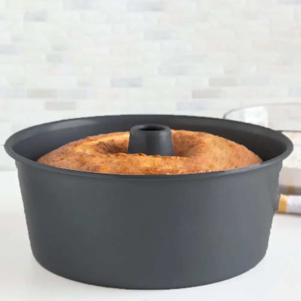 Practical Hollow Fluted Tube Cake Pan Non-Stick Round Pumpkin Cake Mold Carbon Steel Heat Resistant Bread Baking Pan Bakery