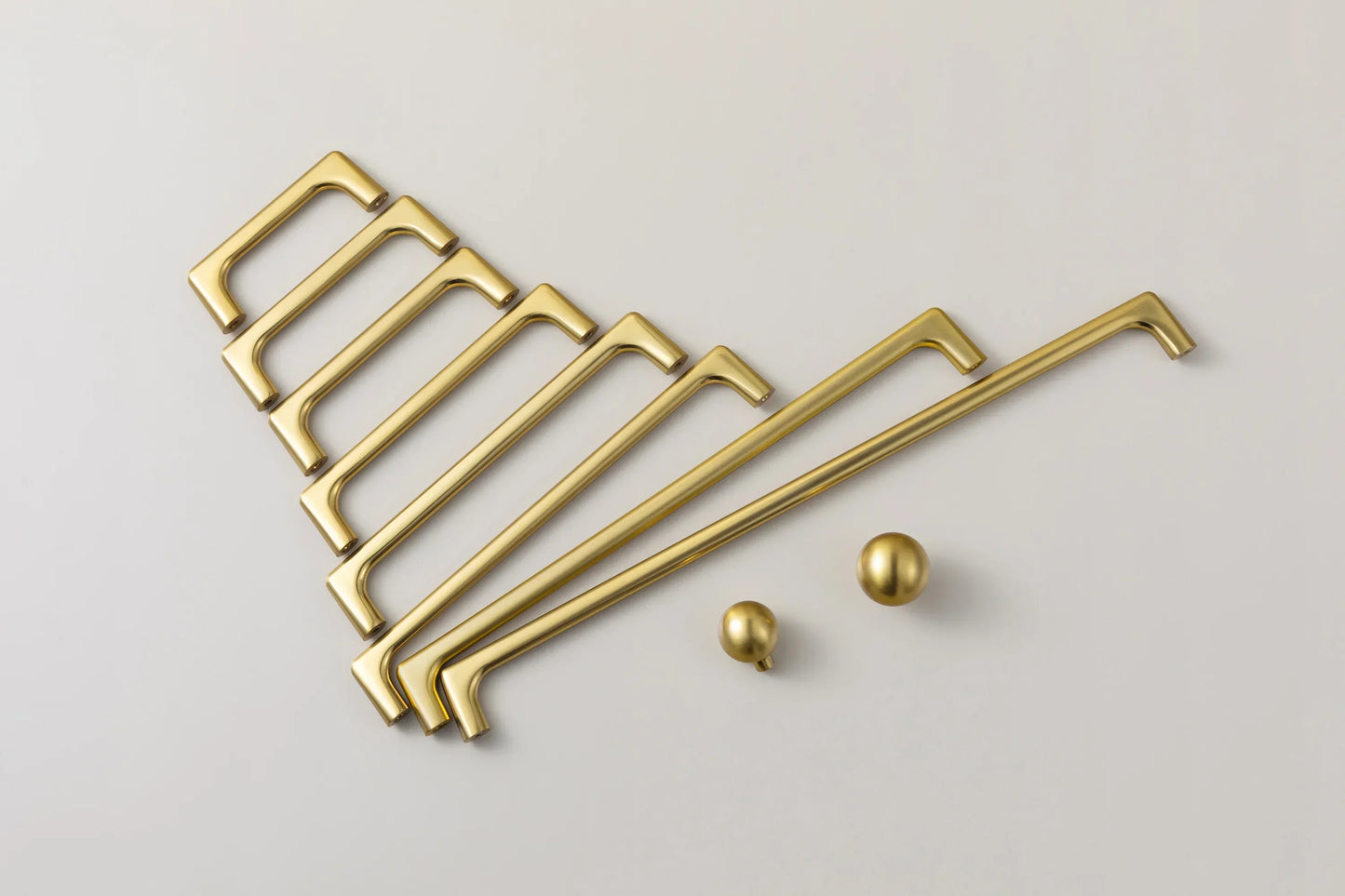 Goo-Ki Brushed Gold Cabinet Pulls with 5'' Hole Centers, Modern Style Zinc Alloy Cabinet Handles for Dresser,Wardrobe,Cupboard