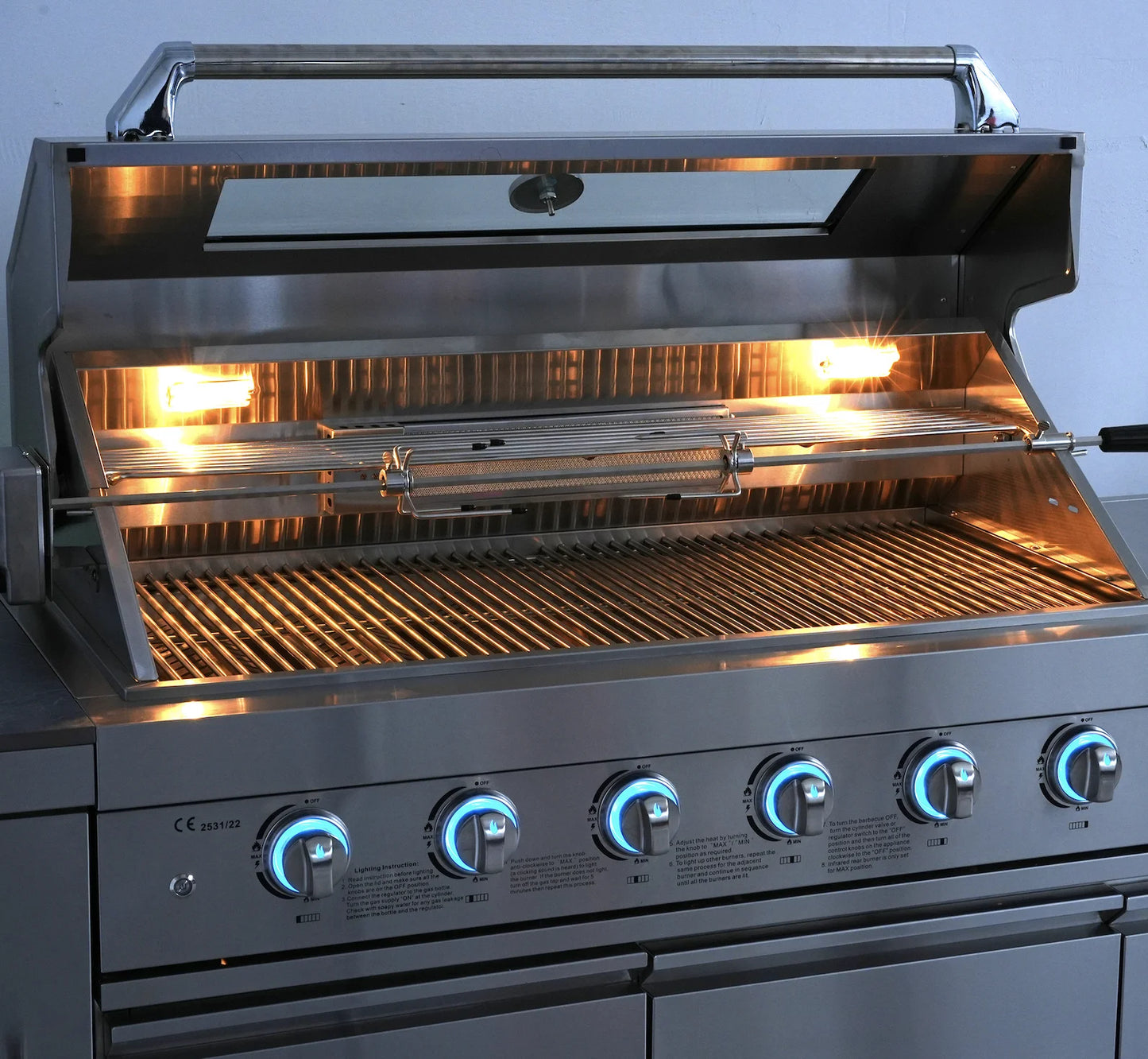 A Full Kitchen Suite Including Grill Cooktop Sink And Fridge With Waterproof Custom Outdoor Stainless Steel Cabinet For Backyard