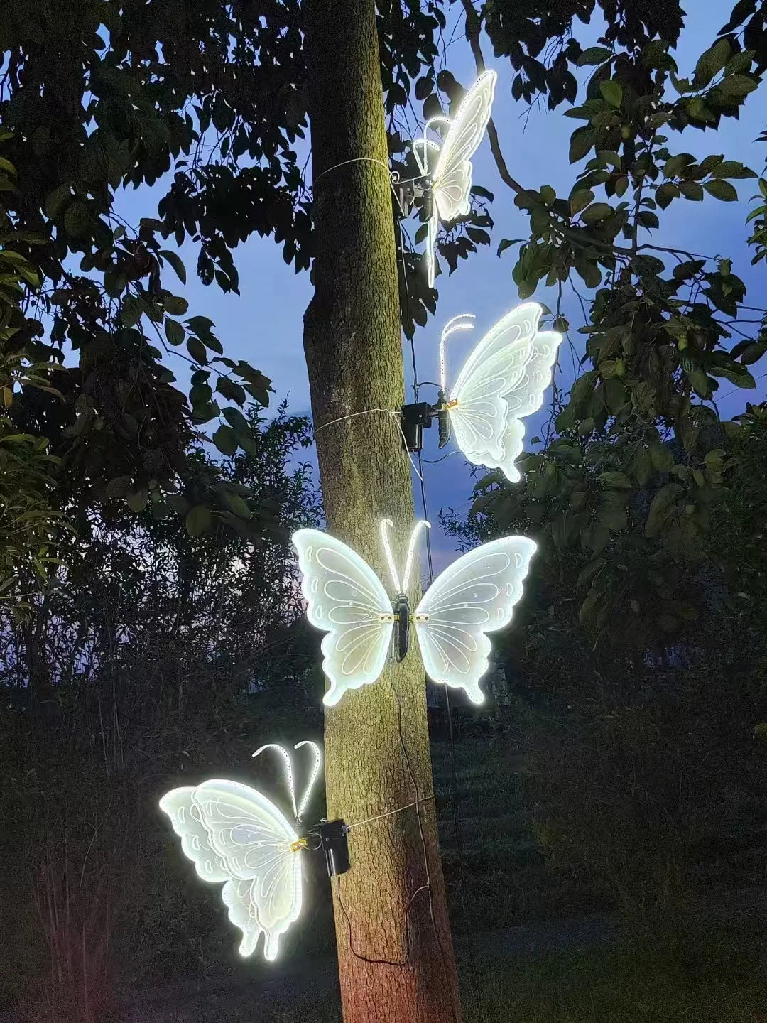 1pcs LED Outdoor Simulation Dynamic Static Butterfly Lights Holiday Party Home Christmas Decorations